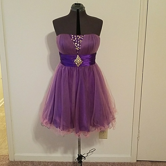 Prom Dress - Picture 1 of 2